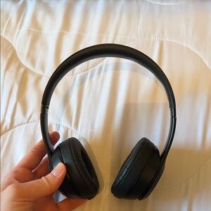 Beats by Dre Over-Ear Black Headphones